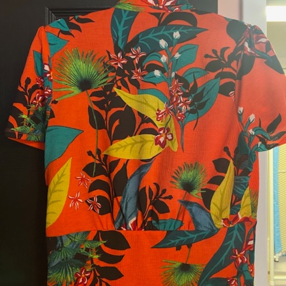 INC: Tropical - Palms Floral Top - Picture 2 of 3